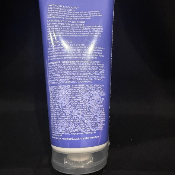 Mary Kay Lavender & Coconut Body Care Set Scented Body Lotion and Shower Gel - Picture 3 of 5